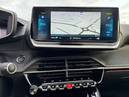 Photo 17 Peugeot 208  Electrique 50 kWh 136ch