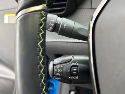 Photo 20 Peugeot 208  Electrique 50 kWh 136ch