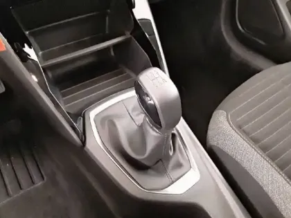 Photo 29 Peugeot 208  PureTech 75 S&S BVM5