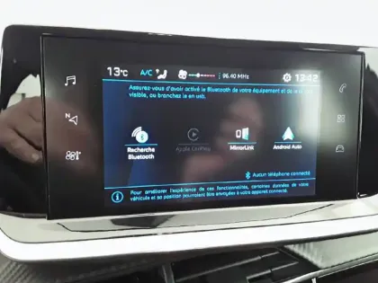 Photo 70 Peugeot 208  PureTech 75 S&S BVM5