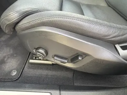 Photo 8 Volvo Xc60  T6 AWD Hybride rechargeable 253 ch+145 ch Geartronic 8