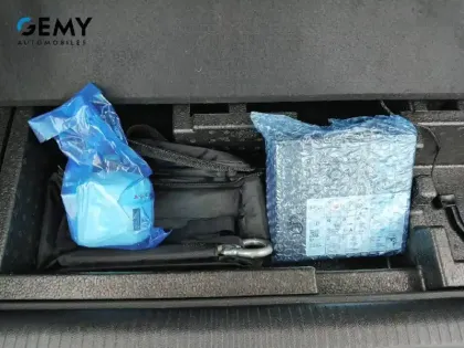 Photo 42 Peugeot 308  SW PHEV 225 e-EAT8