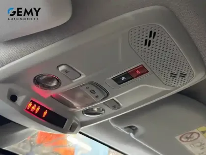 Photo 23 Peugeot 208  Electrique 50 kWh 136ch