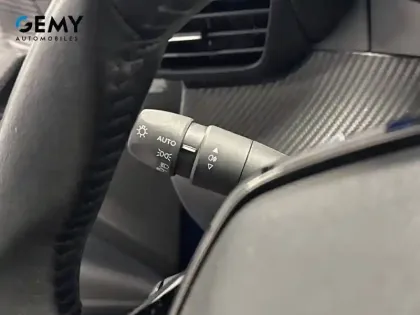 Photo 13 Peugeot 208  Electrique 50 kWh 136ch