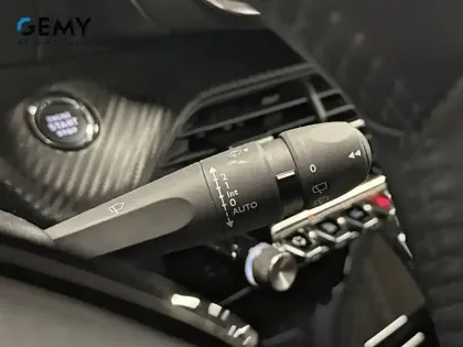 Photo 14 Peugeot 208  Electrique 50 kWh 136ch