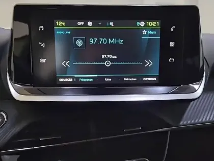 Photo 18 Peugeot 208  Electrique 50 kWh 136ch