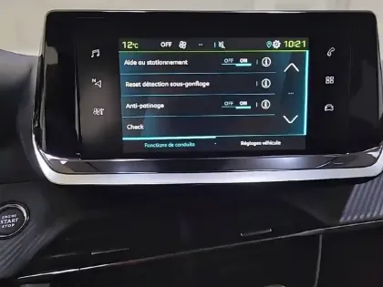 Photo 20 Peugeot 208  Electrique 50 kWh 136ch