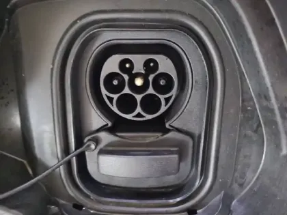 Photo 32 Peugeot 208  Electrique 50 kWh 136ch