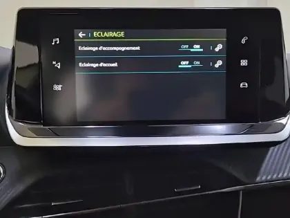 Photo 22 Peugeot 208  Electrique 50 kWh 136ch