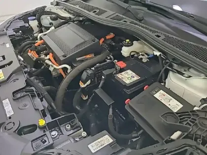 Photo 14 Peugeot 208  Electrique 50 kWh 136ch