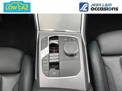 Photo 12 BMW Serie 3 Touring 320d xDrive 190 ch BVA8