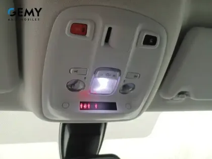 Photo 65 Peugeot 308  PureTech 110ch S&S BVM6