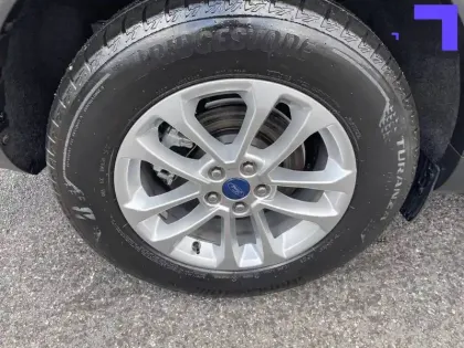 Photo 14 Ford Kuga  2.5 Duratec 190 ch FlexiFuel FHEV E85 Powershift