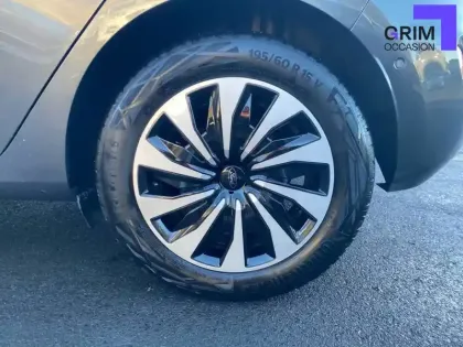 Photo 13 Ford Fiesta  1.0 Flexifuel 95 ch S&S BVM6