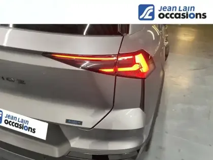 Photo 19 Renault Symbioz  E-Tech full hybrid 145