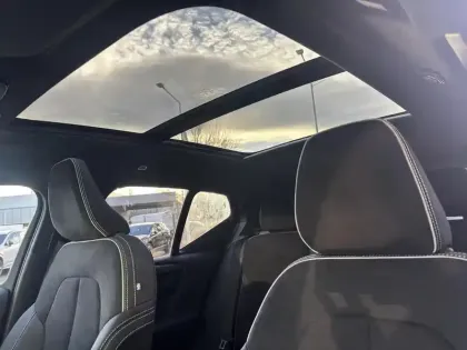 Photo 24 Volvo Xc40  B3 163 ch DCT7