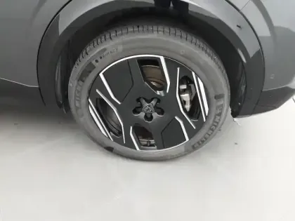 Photo 12 Peugeot 3008  Electrique 210 ch 73 kWh