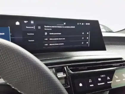 Photo 21 Peugeot 3008  Electrique 210 ch 73 kWh