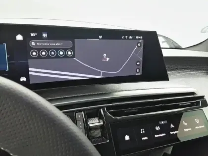 Photo 44 Peugeot 3008  Electrique 210 ch 73 kWh