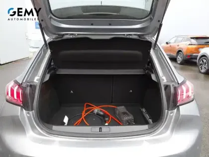 Photo 5 Peugeot 208  Electrique 50 kWh 136ch