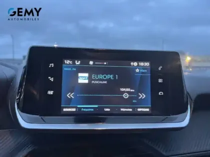 Photo 11 Peugeot 208  PureTech 100 S&S EAT8