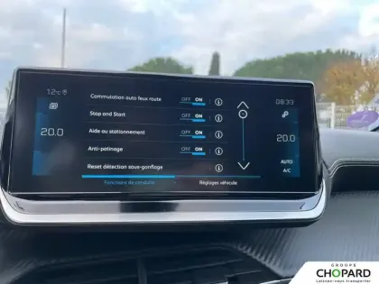 Photo 16 Peugeot 208  PureTech 100 S&S EAT8