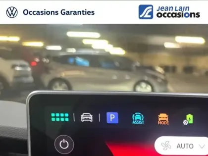 Photo 16 Volkswagen Golf  1.5 eHybrid 204 DSG6