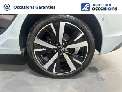 Photo 11 Volkswagen Golf  1.5 eHybrid 204 DSG6