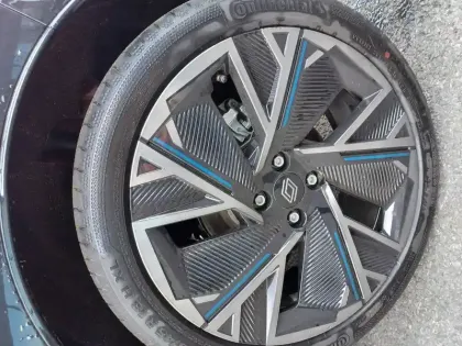 Photo 5 Renault Clio  E-Tech full hybrid 160 ch