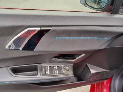 Photo 9 Renault Clio  E-Tech full hybrid 160 ch