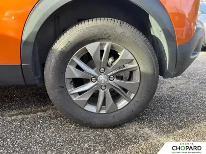 Photo 10 Peugeot 2008  PureTech 100 S&S BVM6