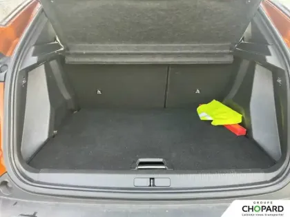 Photo 5 Peugeot 2008  PureTech 100 S&S BVM6