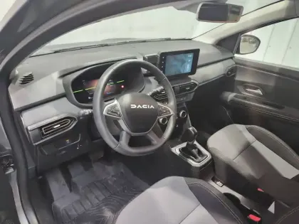 Photo 6 Dacia Jogger  Hybrid 140 7 places GSR2