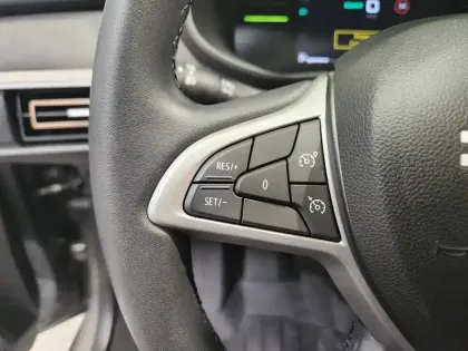 Photo 30 Dacia Jogger  Hybrid 140 7 places GSR2