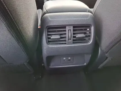 Photo 14 Nissan Qashqai  Mild Hybrid 140 ch