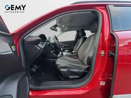 Photo 8 Peugeot 2008  PureTech 100 S&S BVM6