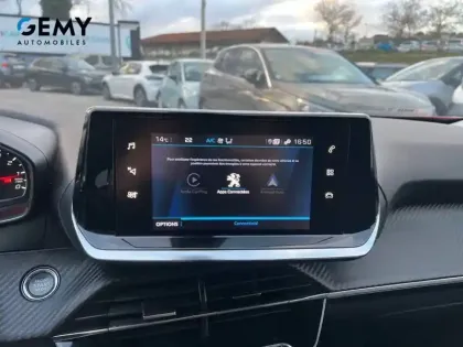 Photo 15 Peugeot 2008  PureTech 100 S&S BVM6