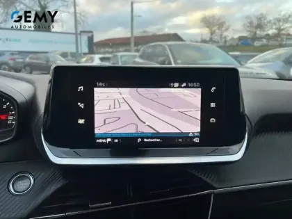 Photo 13 Peugeot 2008  PureTech 100 S&S BVM6