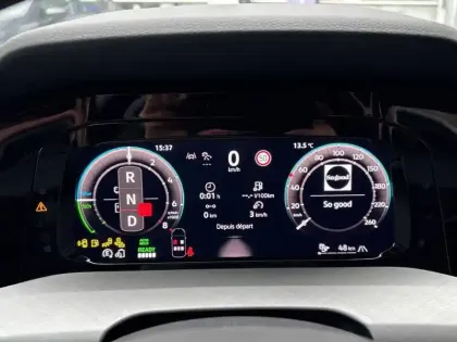 Photo 14 Volkswagen Golf  1.5 eHybrid 204 DSG6