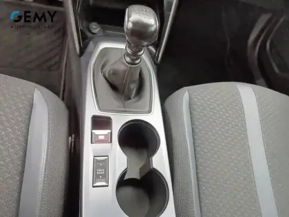 Photo 13 Peugeot 2008  PureTech 100 S&S BVM6