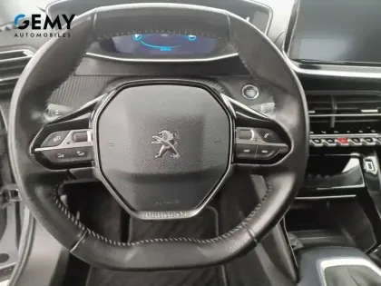 Photo 12 Peugeot 2008  PureTech 100 S&S BVM6