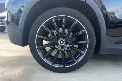 Photo 13 Mercedes GLA  200 d 8G-DCT