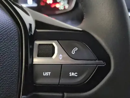 Photo 26 Peugeot 208  PureTech 75 S&S BVM5