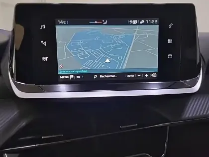 Photo 48 Peugeot 208  PureTech 75 S&S BVM5