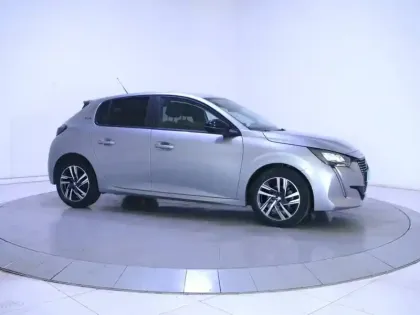 Photo 33 Peugeot 208  PureTech 75 S&S BVM5