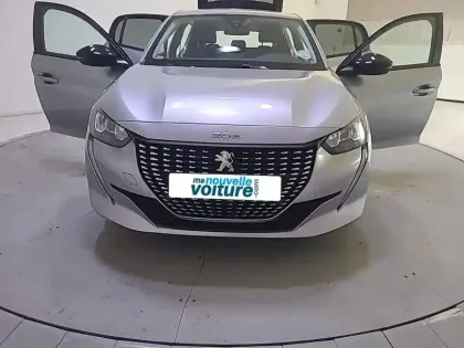 Photo 31 Peugeot 208  PureTech 75 S&S BVM5