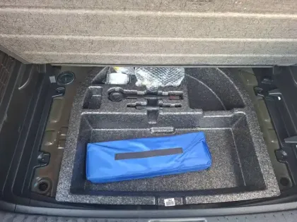 Photo 21 Hyundai Kona  1.6 GDi Hybrid