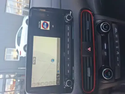 Photo 13 Hyundai Kona  1.6 GDi Hybrid