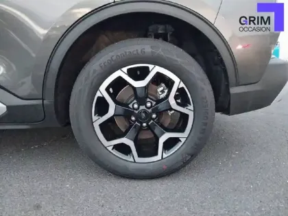 Photo 13 Ford Kuga  2.5 Duratec 180 ch FlexiFuel FHEV E85 Powershift