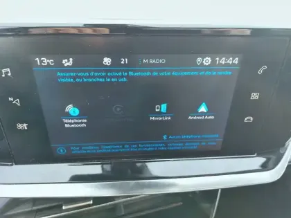 Photo 19 Peugeot 2008  PureTech 100 S&S BVM6